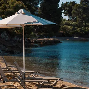 Inn Casa Bloo Adults Only, Elia Nikitis